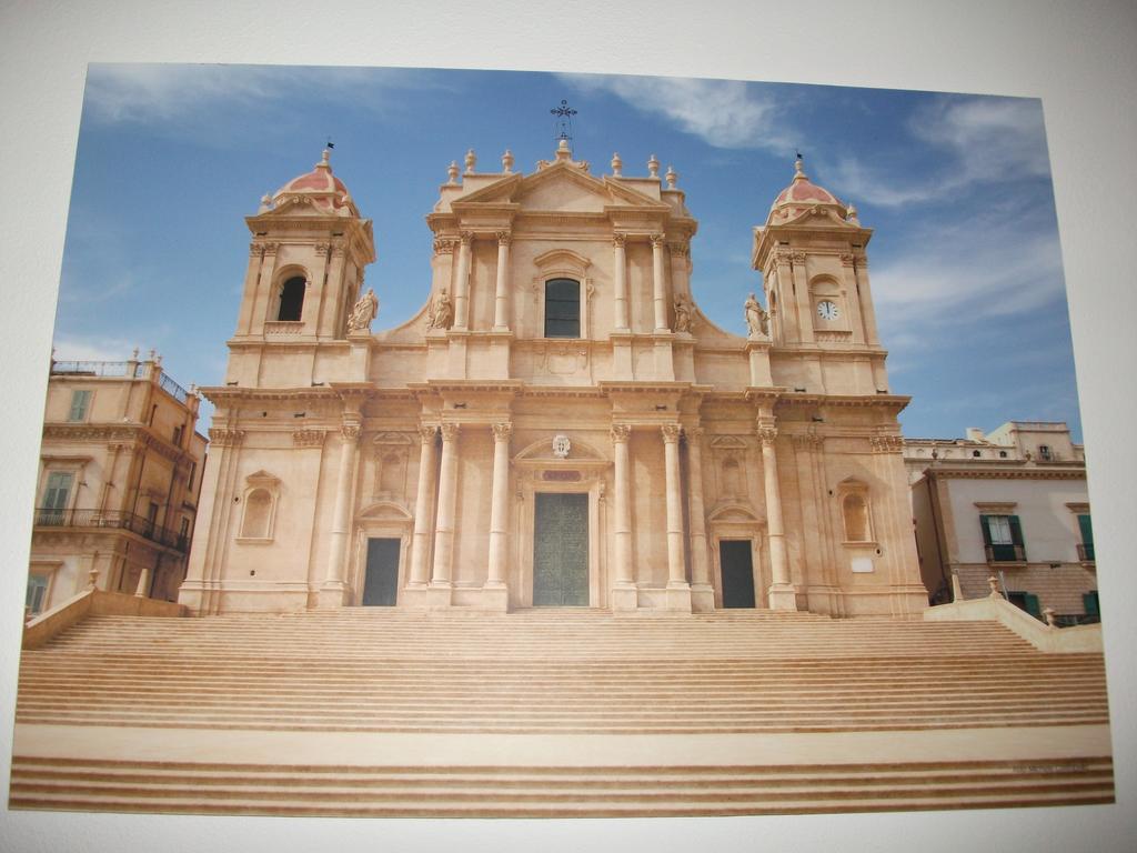 Casa Vacanze Il Quadrifoglio Noto Exterior foto