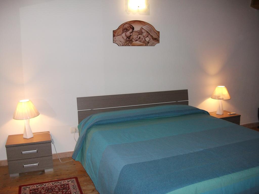 Casa Vacanze Il Quadrifoglio Noto Habitación foto