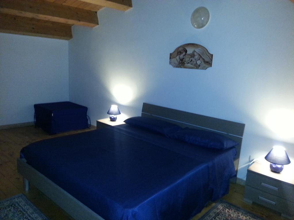 Casa Vacanze Il Quadrifoglio Noto Habitación foto